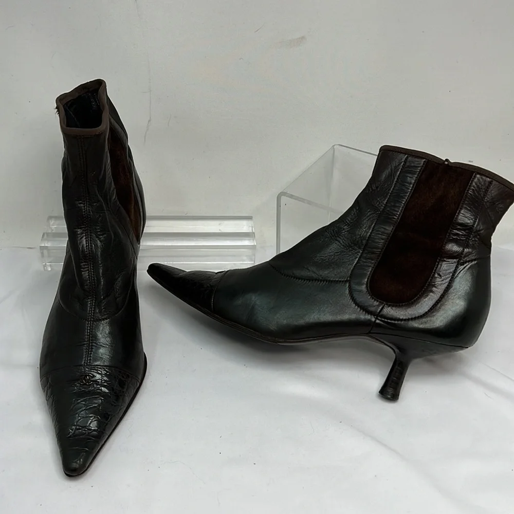 Chanel Sz 8 Brown Leather Croc and Suede Ankle Length Sock Kitten Heel Boots